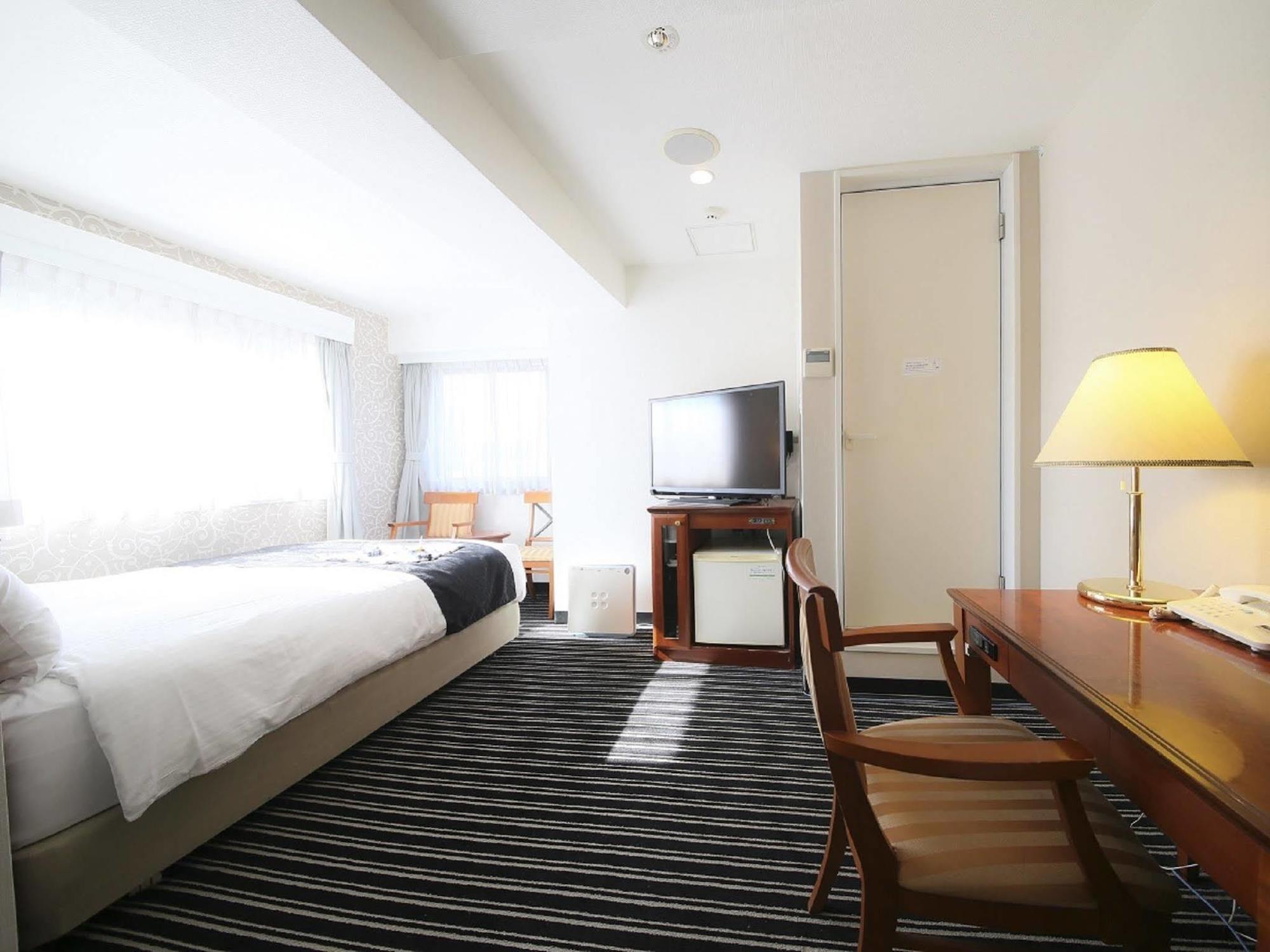 APA Hotel Tokyo Ojima Eksteriør billede